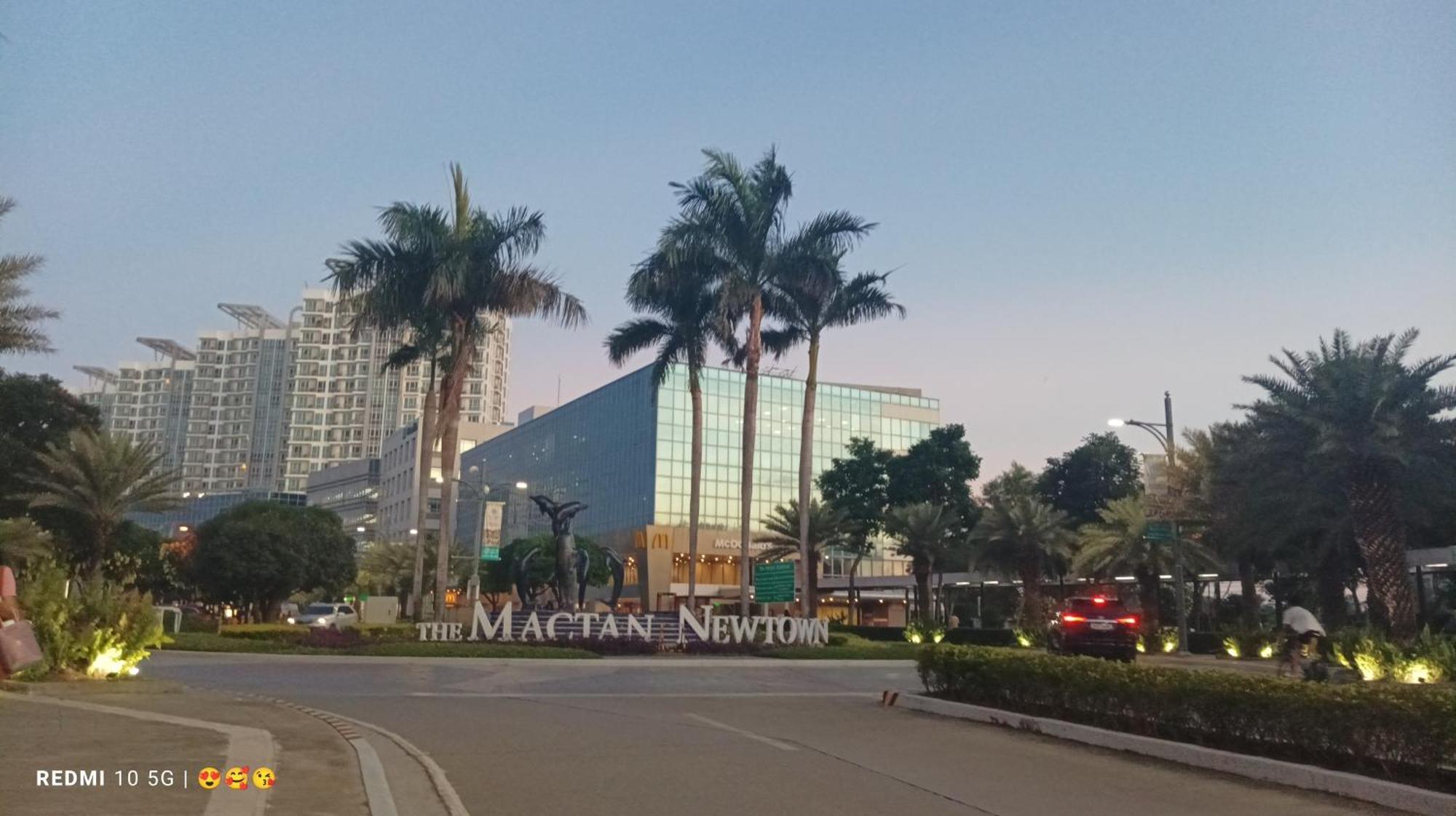 Mactan Newtown Beach Condo Lapu-Lapu City Exterior foto